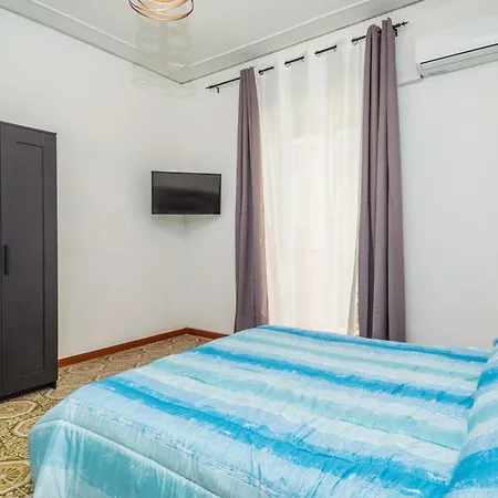 Run Apartment Catania